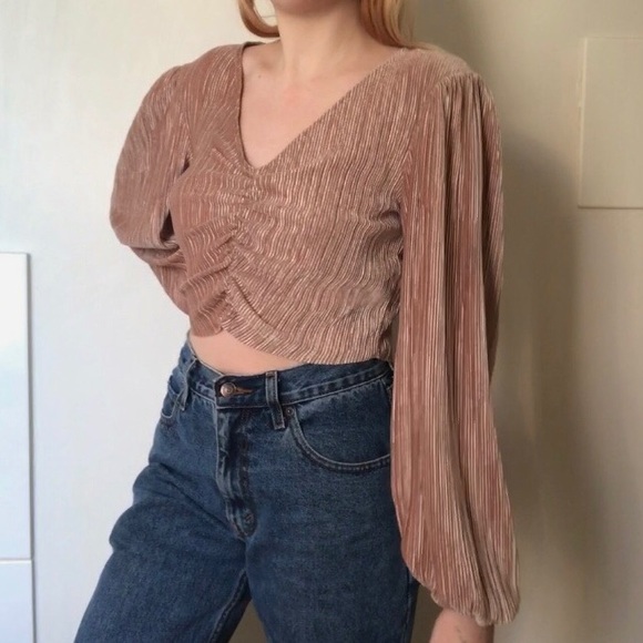 Topshop Rose Gold Velvet Top - Picture 4 of 6